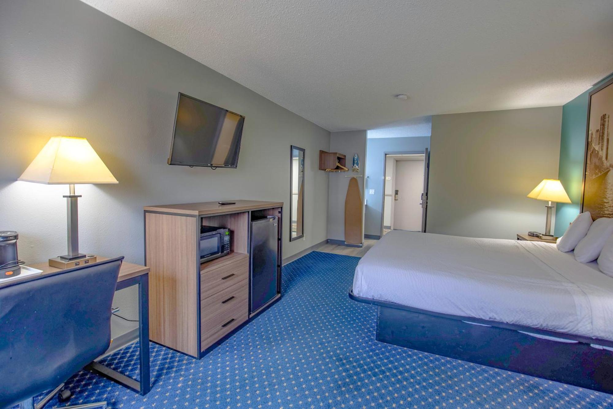 Super 8 By Wyndham Rockford I-90 Casino District Hotel Bagian luar foto